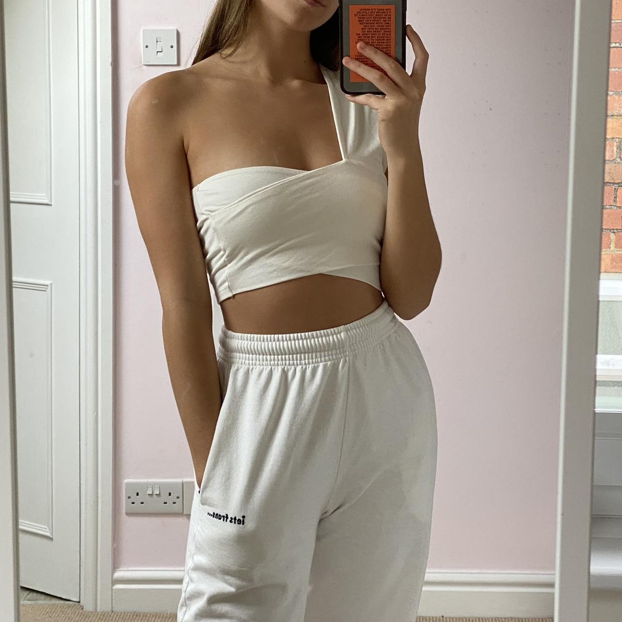 white wrapped crop top from na-kd anika teller