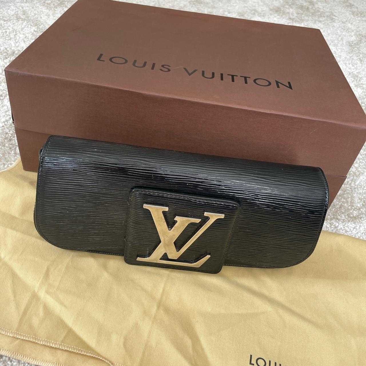 authentic Louis Vuitton croissant PM, very good - Depop