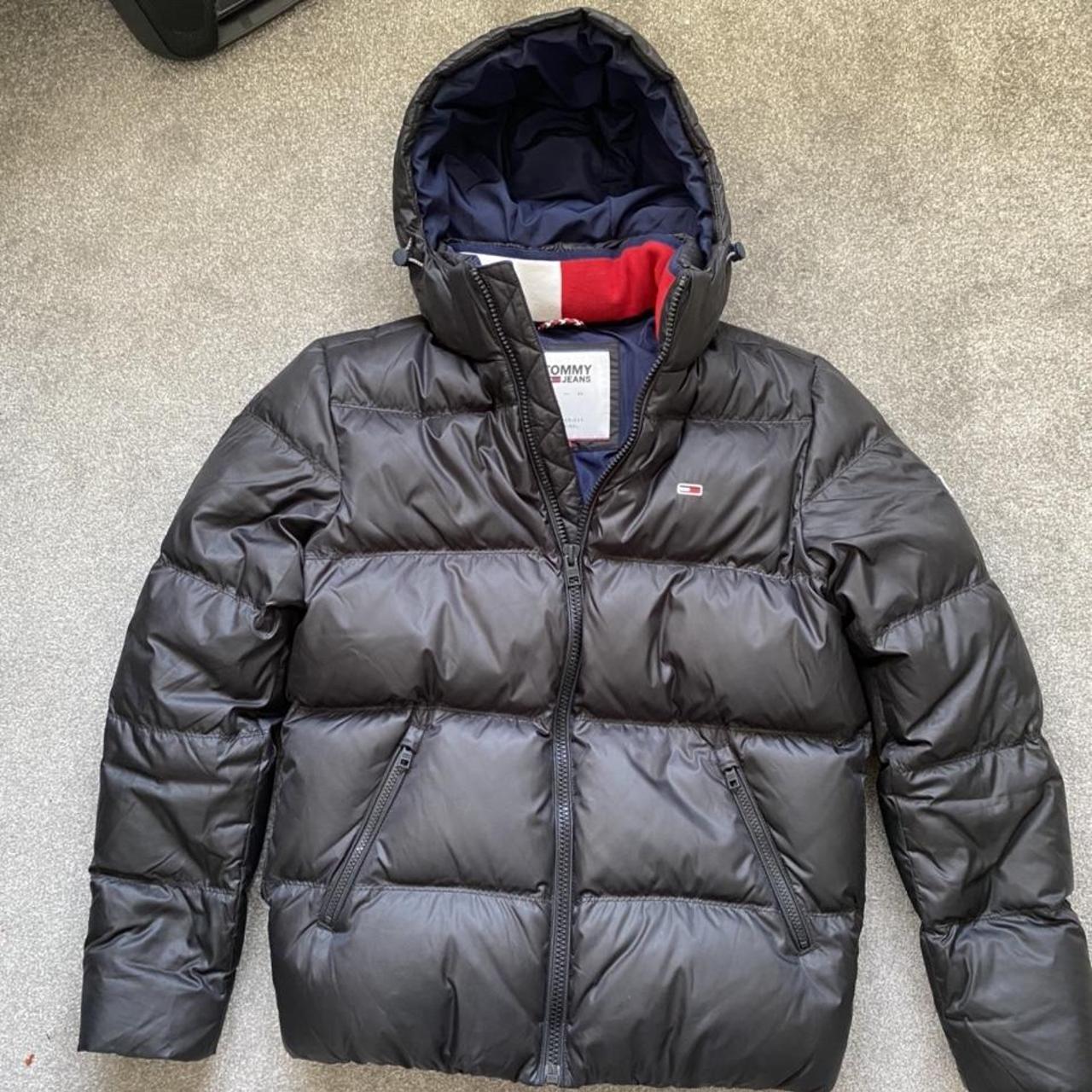 black tommy hilfiger puffer coat