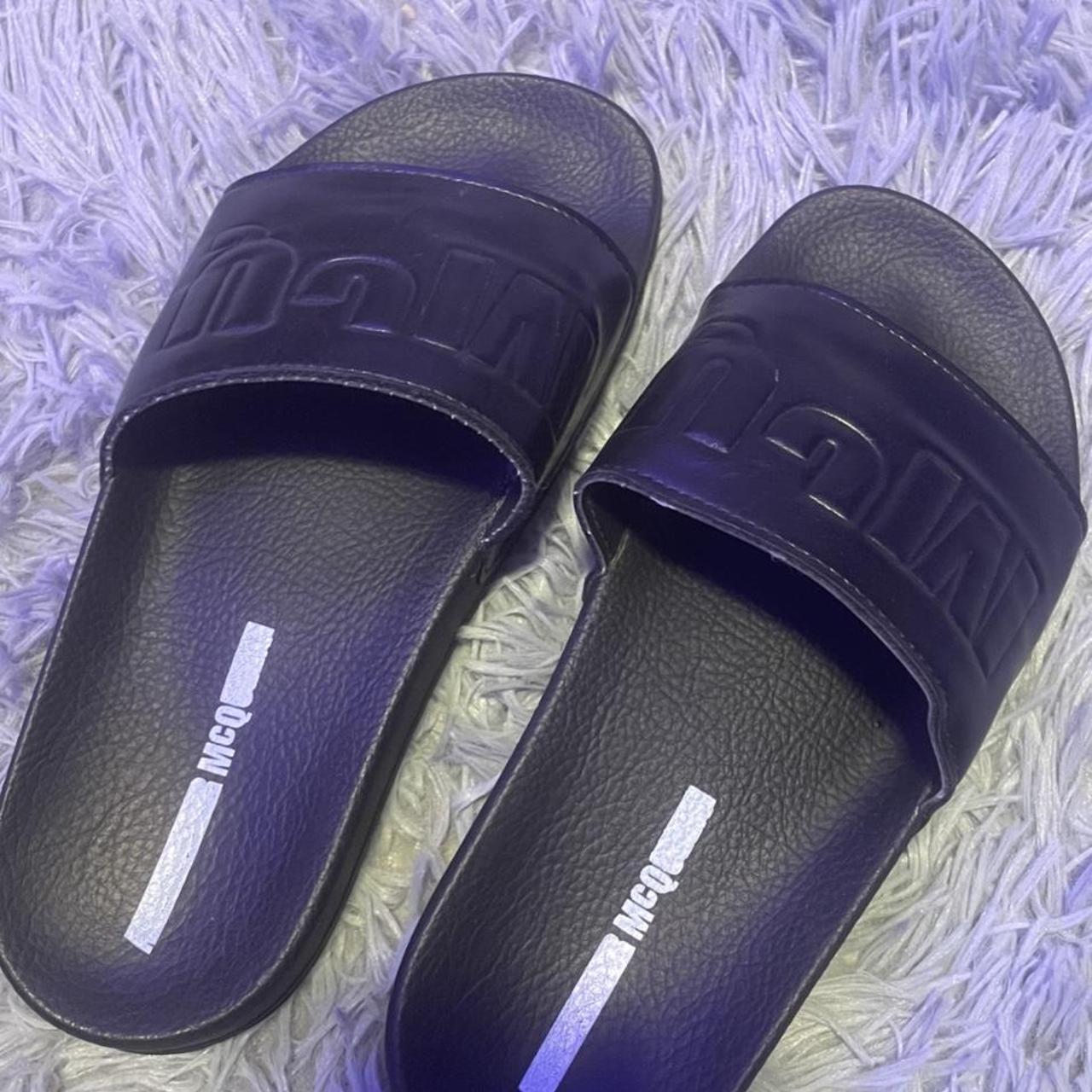 Slides deals size 7