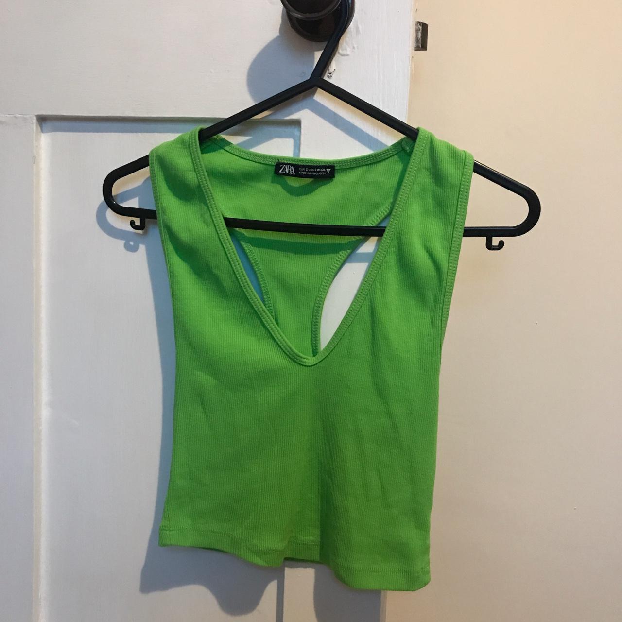 Zara Women's Green Crop-top | Depop