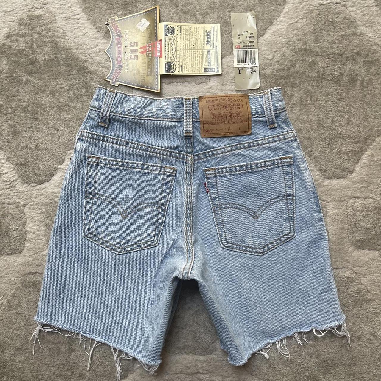 Levis 505 store shorts womens