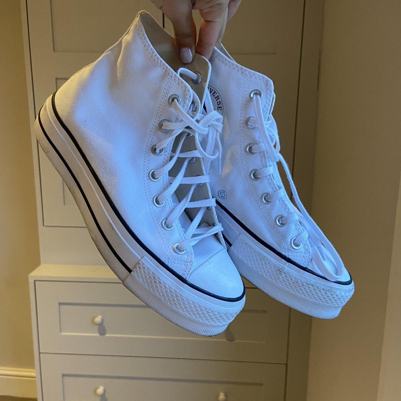 Converse Women's White and Black Trainers | Depop