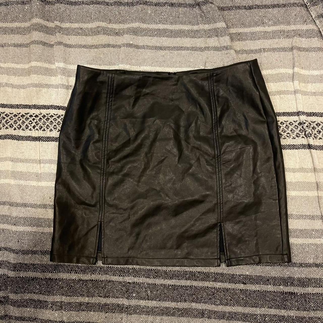 Faux leather mini skirt, size xxl, two front slits,... - Depop