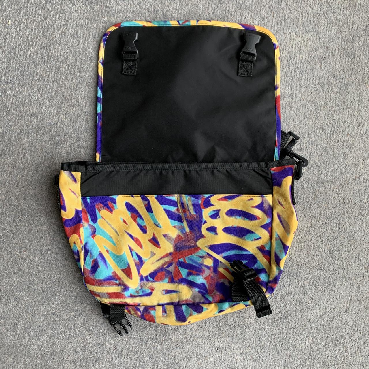 Eastpak graffiti hotsell