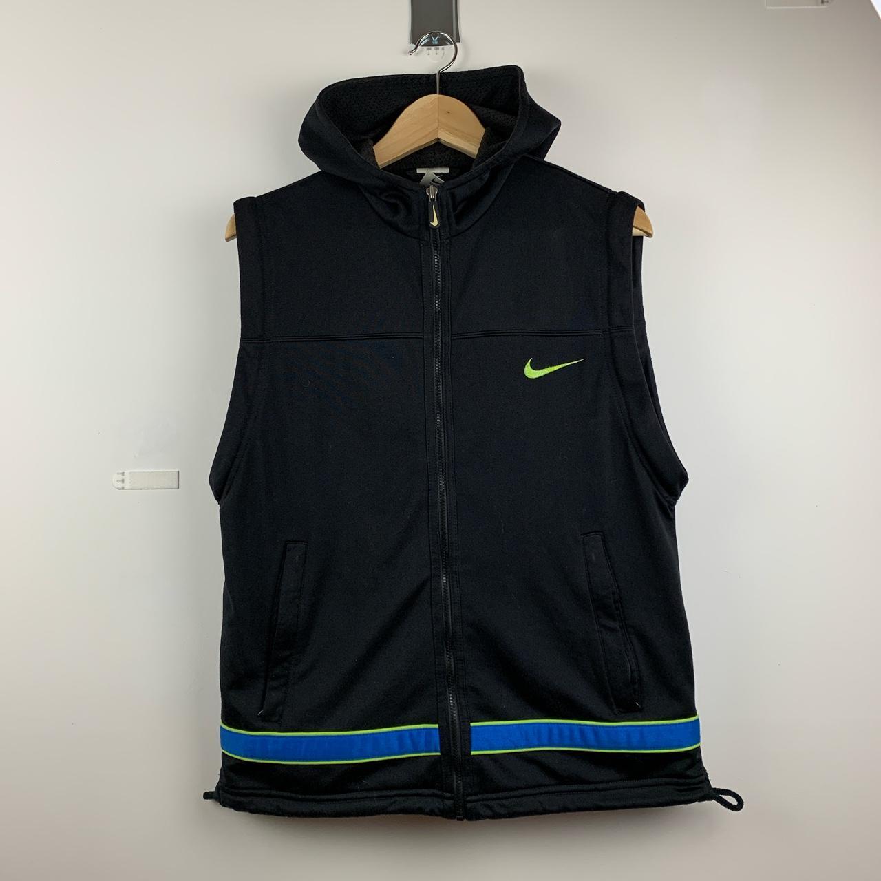 green nike body warmer