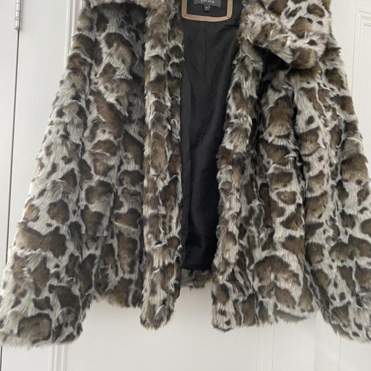 Vintage per una leopard faux fur Bought Depop