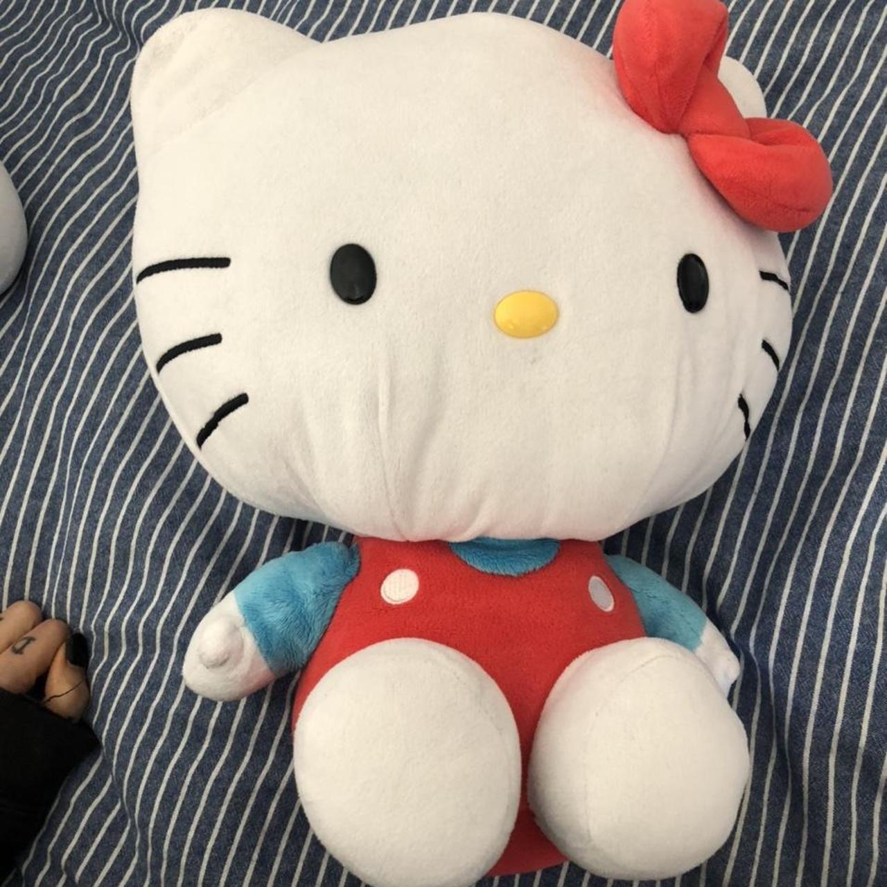 Large hello kitty plush 45cm approx very clean... Depop