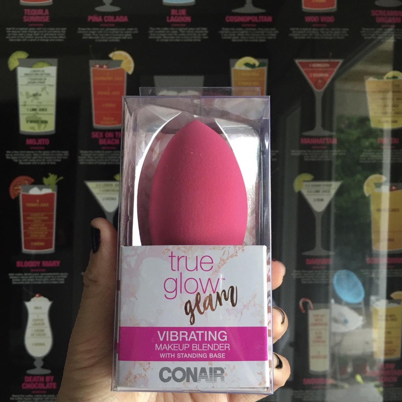 + Conair Vibrating Makeup Blender Brand new in... Depop