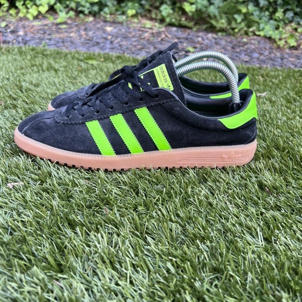 Adidas bermuda black store green