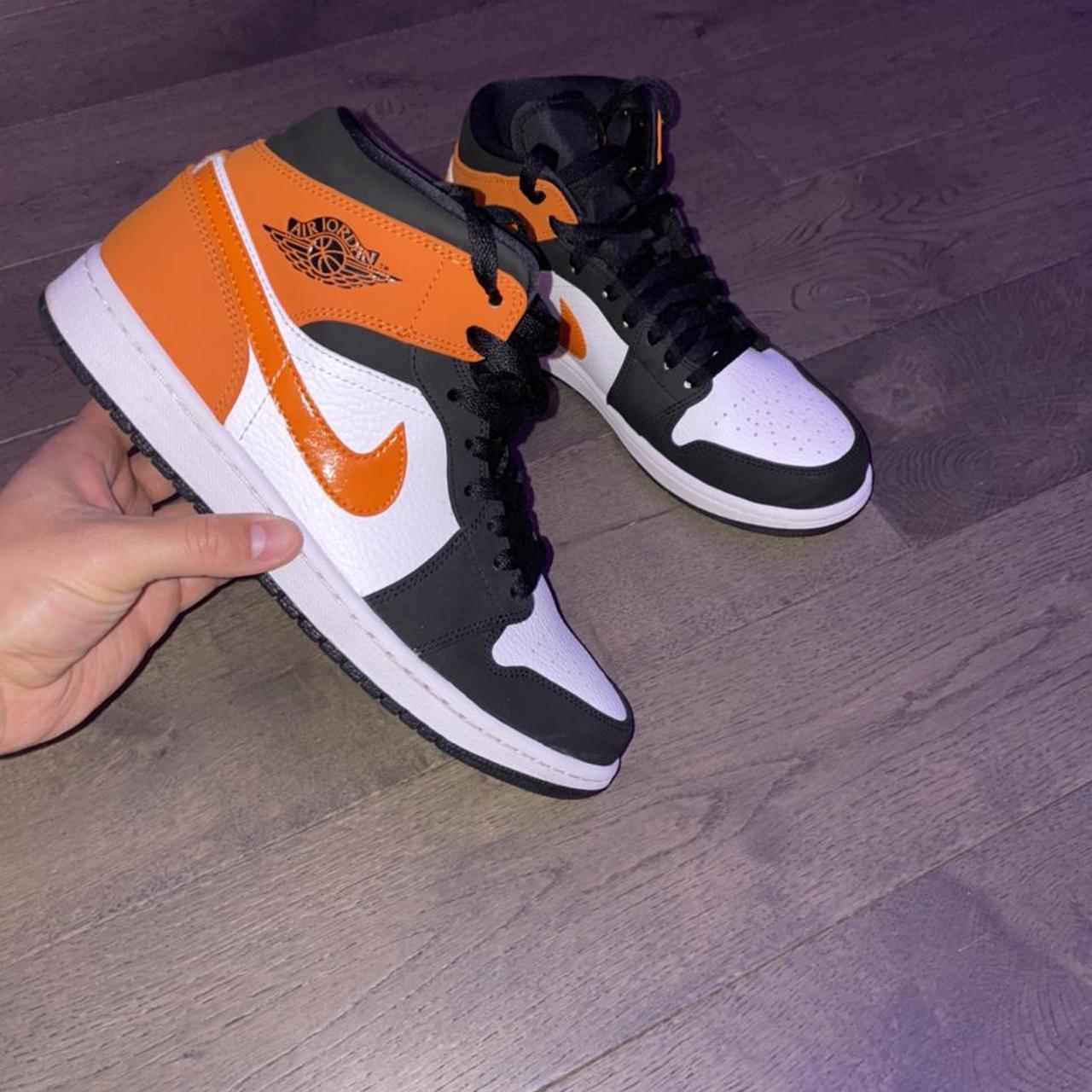 aj1 mid shattered backboard