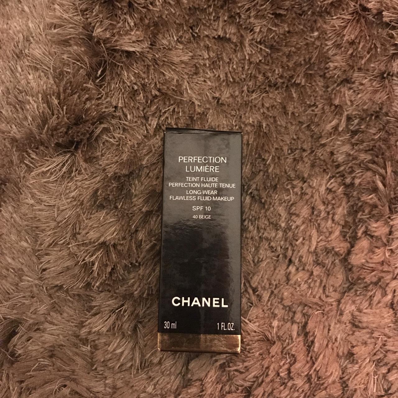 Chanel Perfection Lumiere Flawless Fluid Makeup. SPF - Depop
