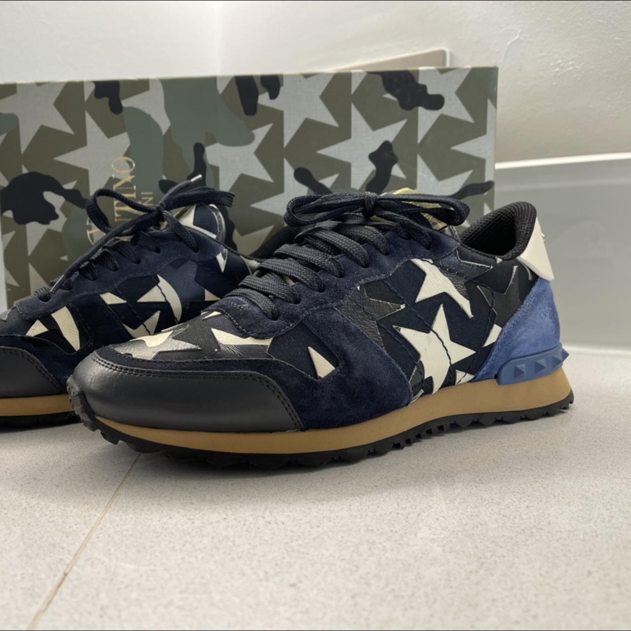 Valentino store trainers stars