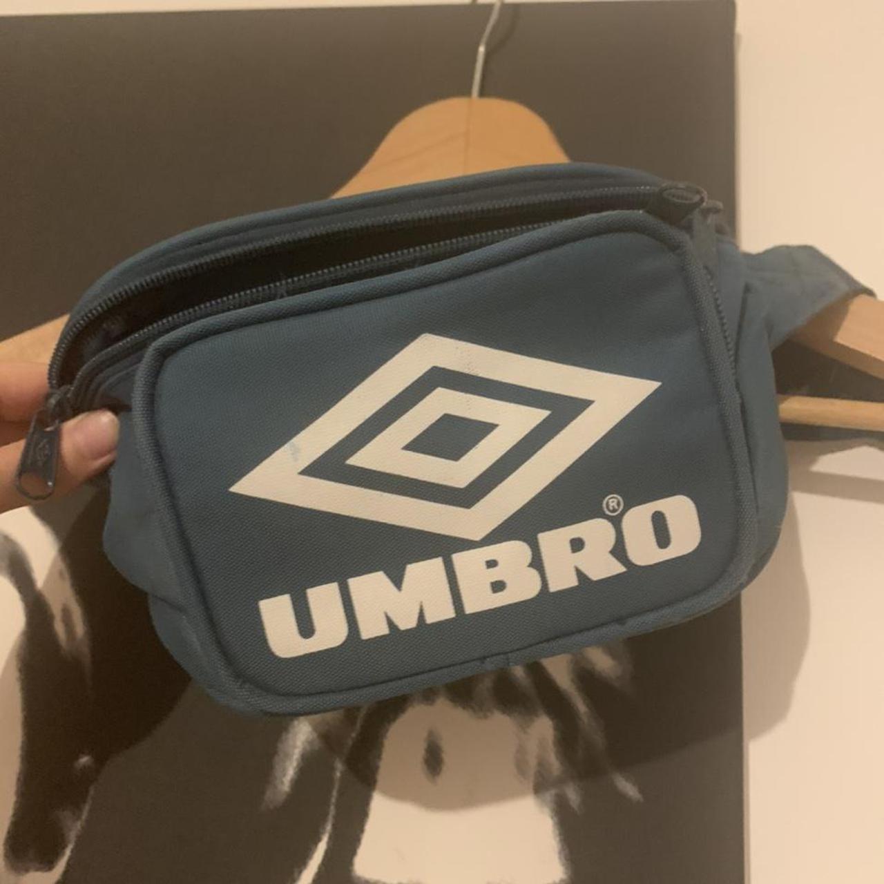 Vintage 90s Umbro bumbag in a green Umbro