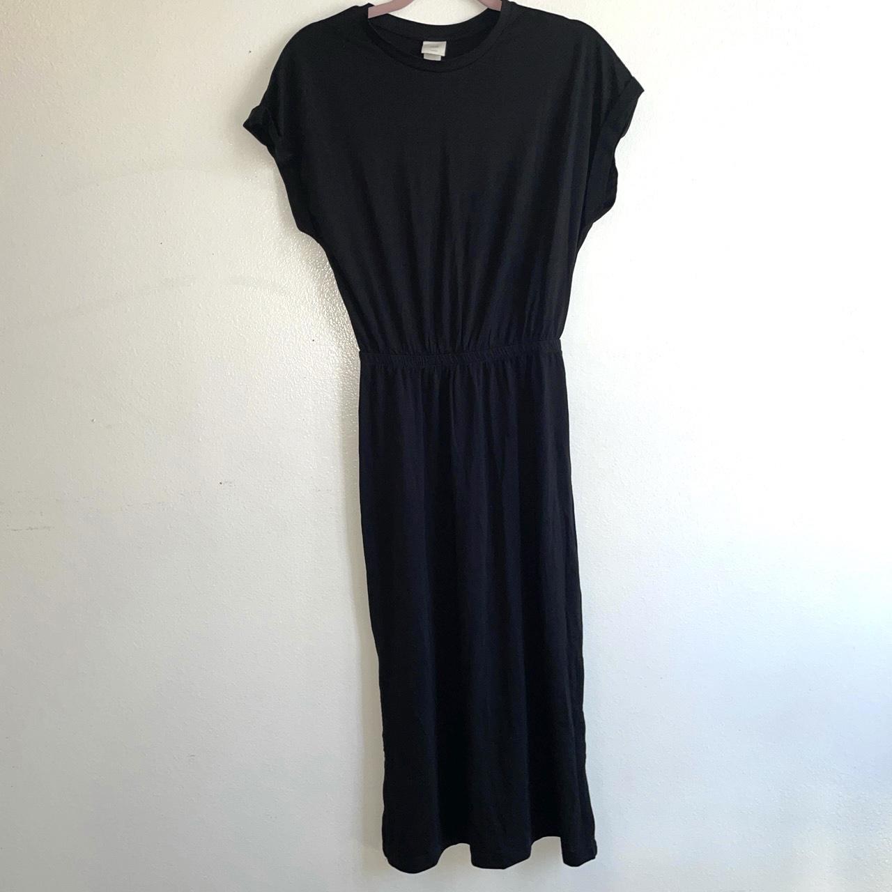 Simple Casual Black Dress from H&M Short Sleeve... - Depop