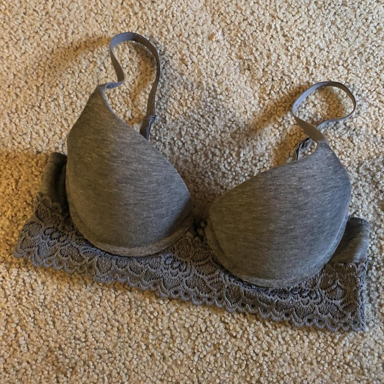 Aerie | Gray Lace Bra •in good used condition,... - Depop