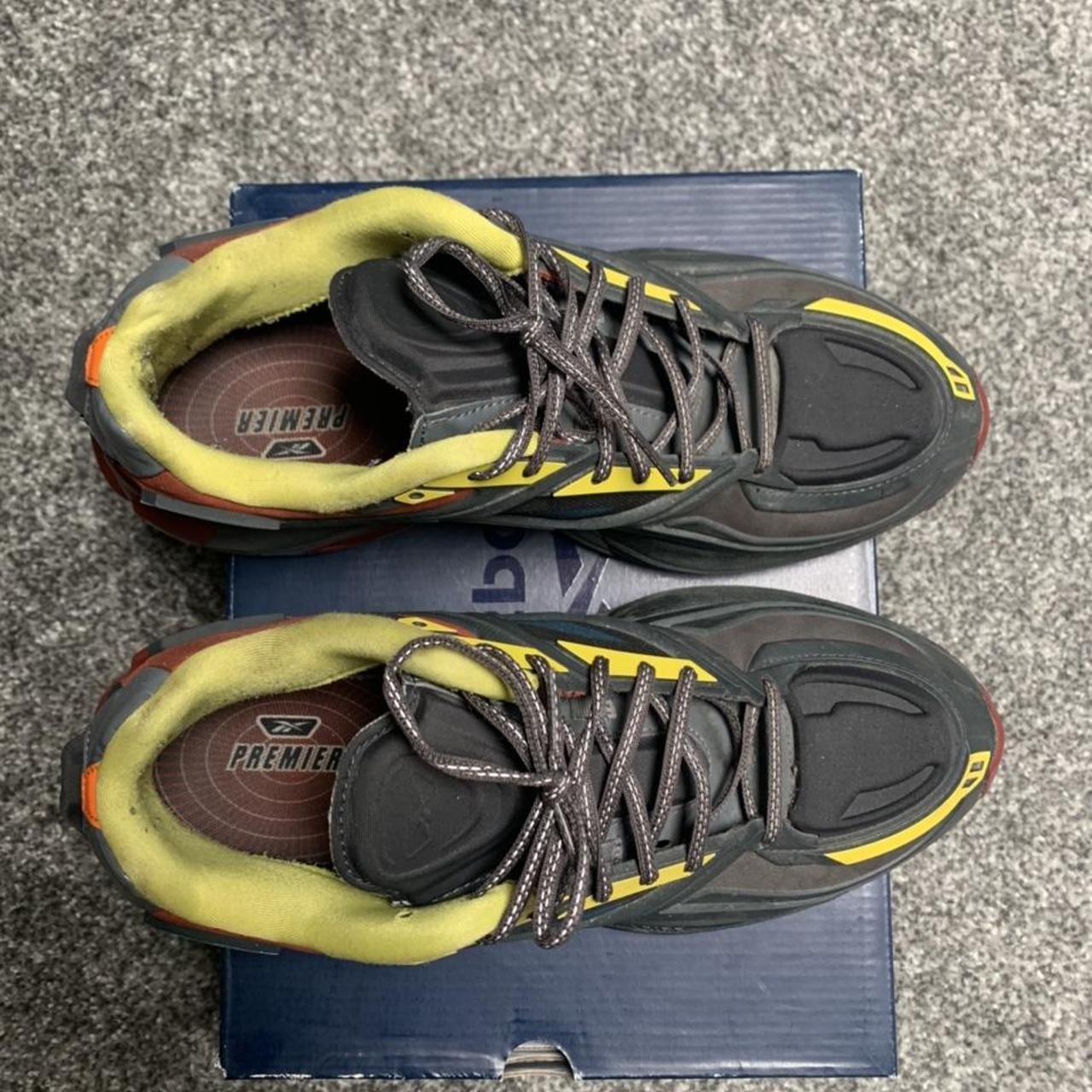 reebok burgundy shoes