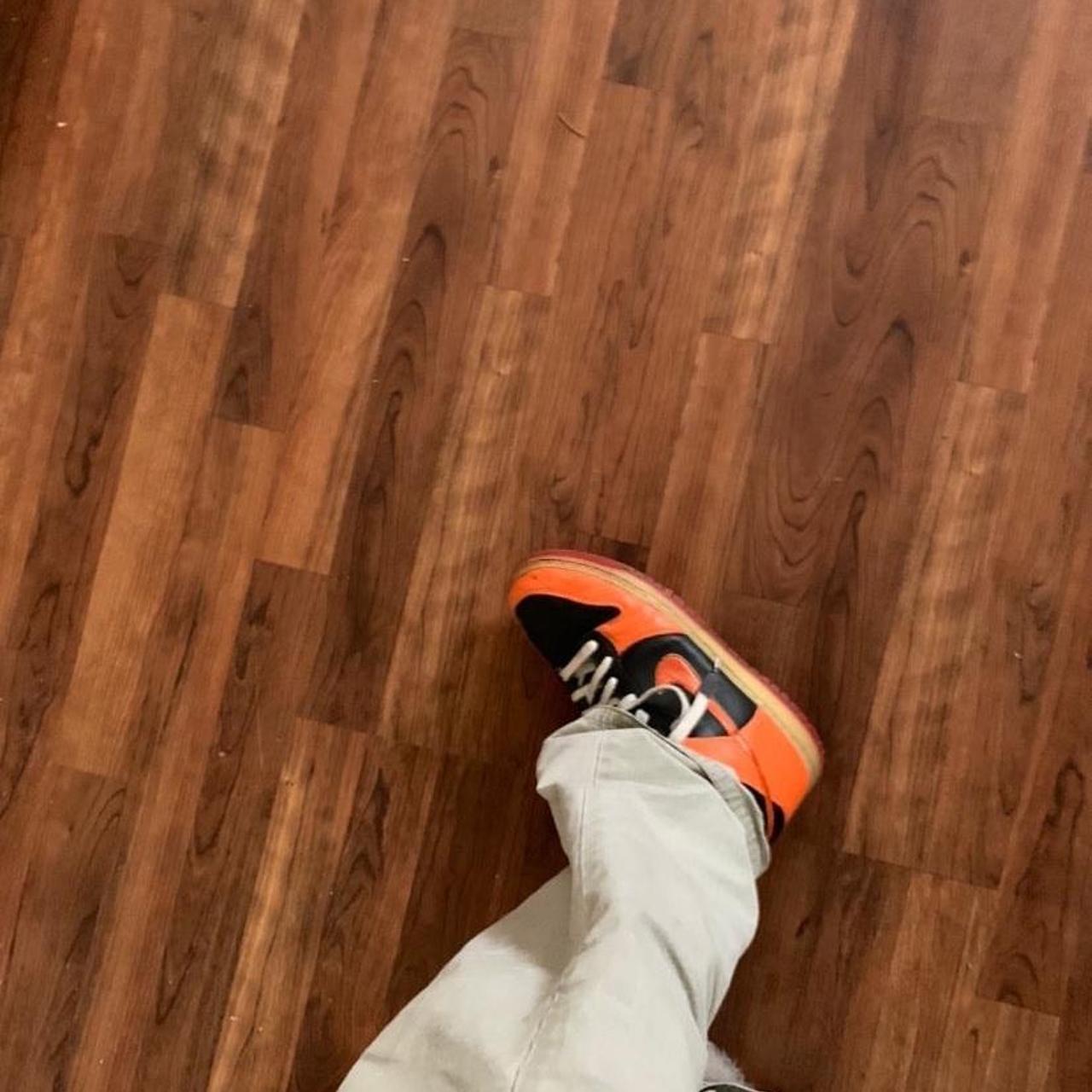 nike trainers black and orange