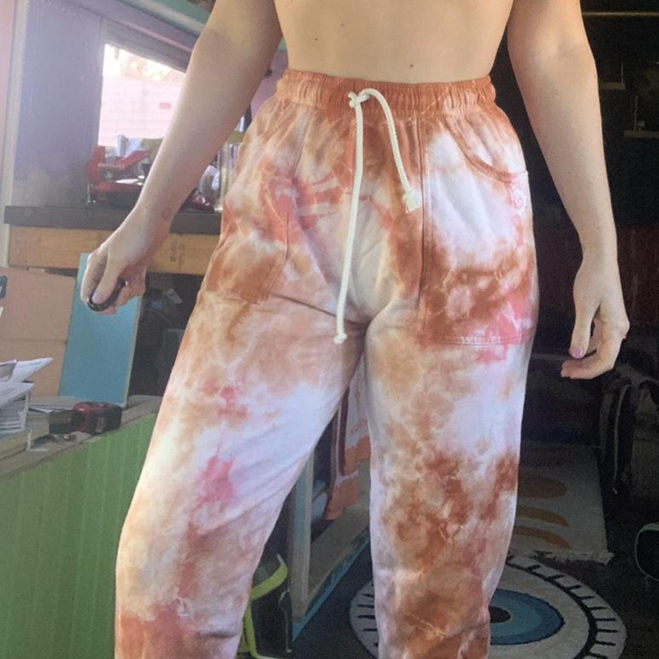 item listed by holliwould