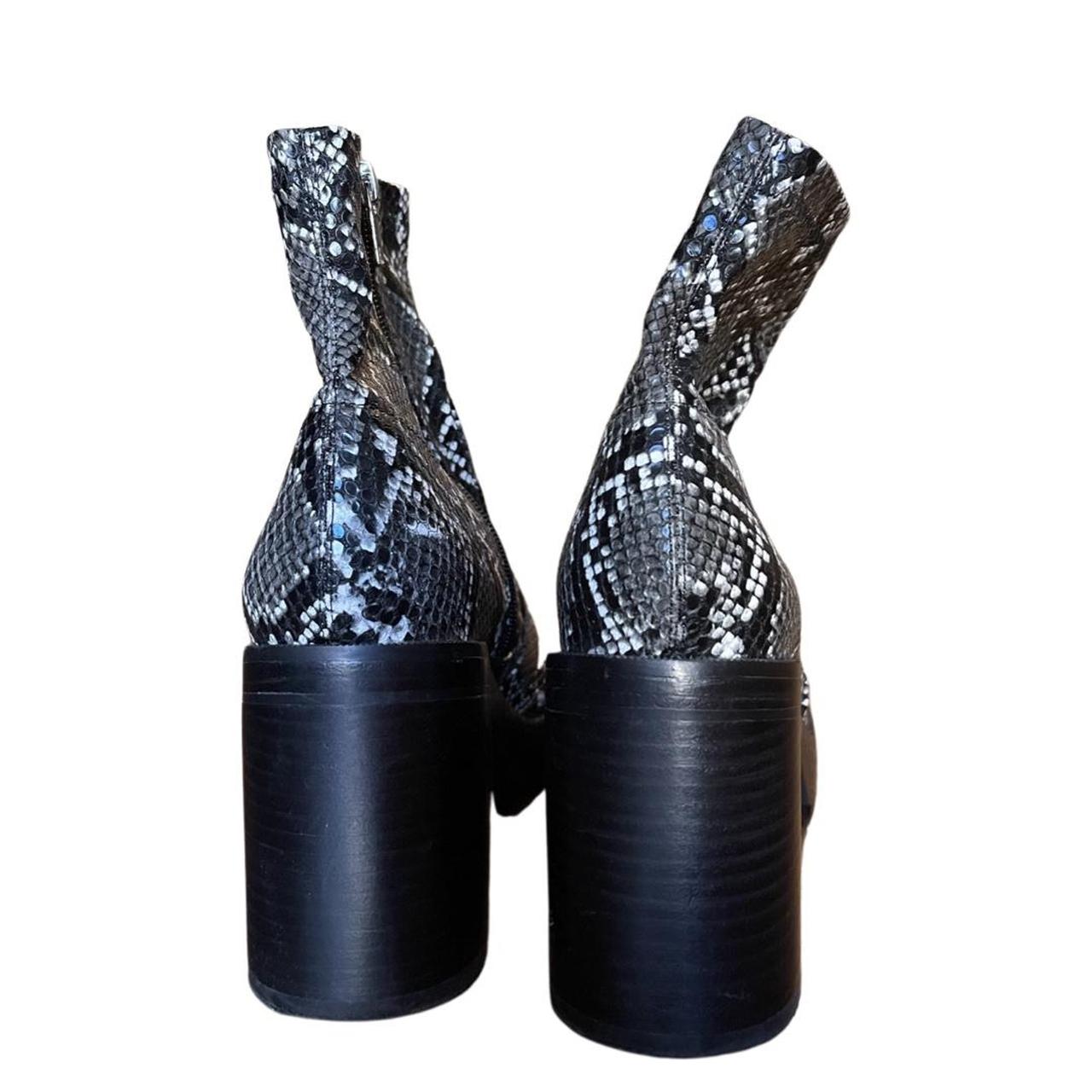Steve Madden X UO Snakeskin Heel Boots Brand: Depop