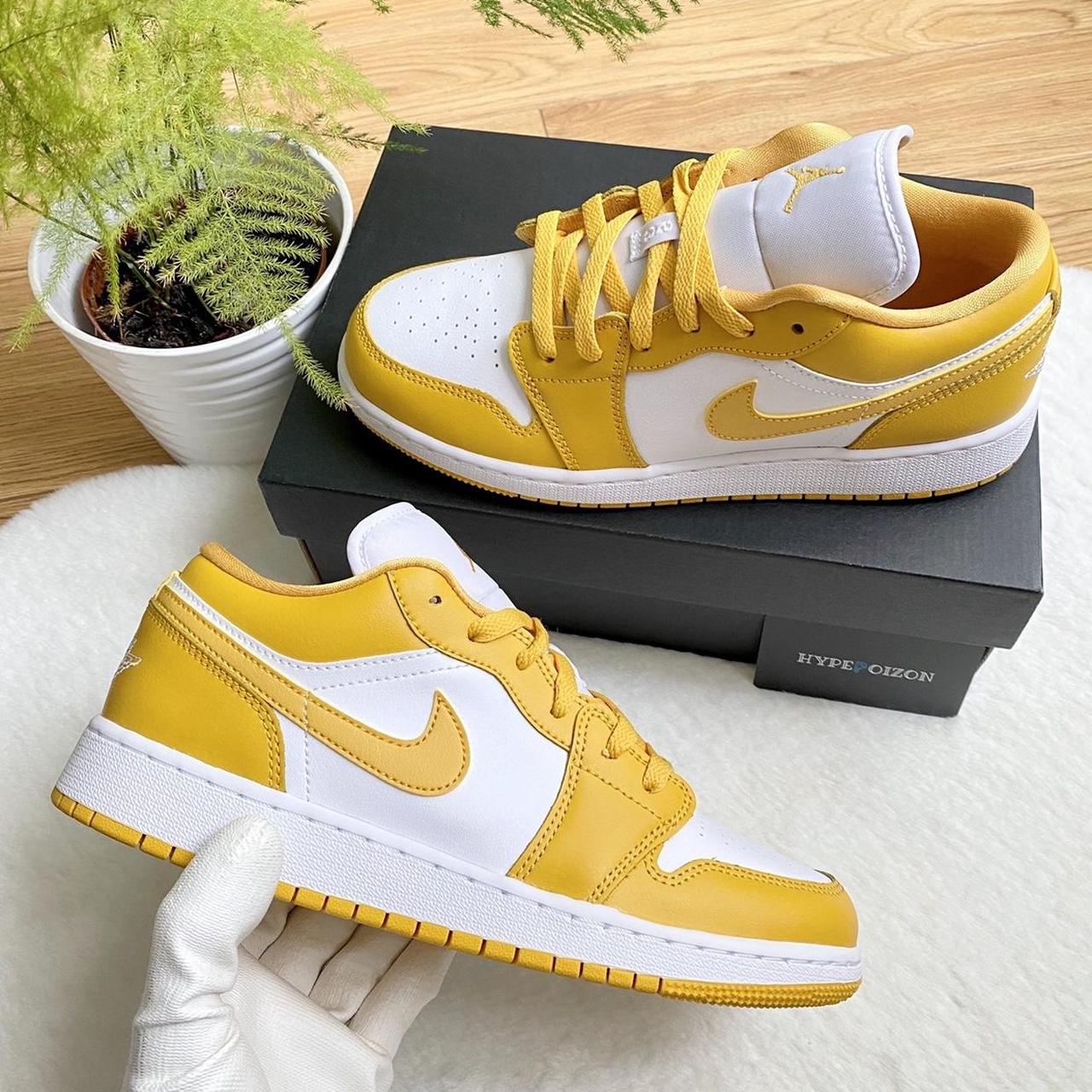 mustard dunk lows