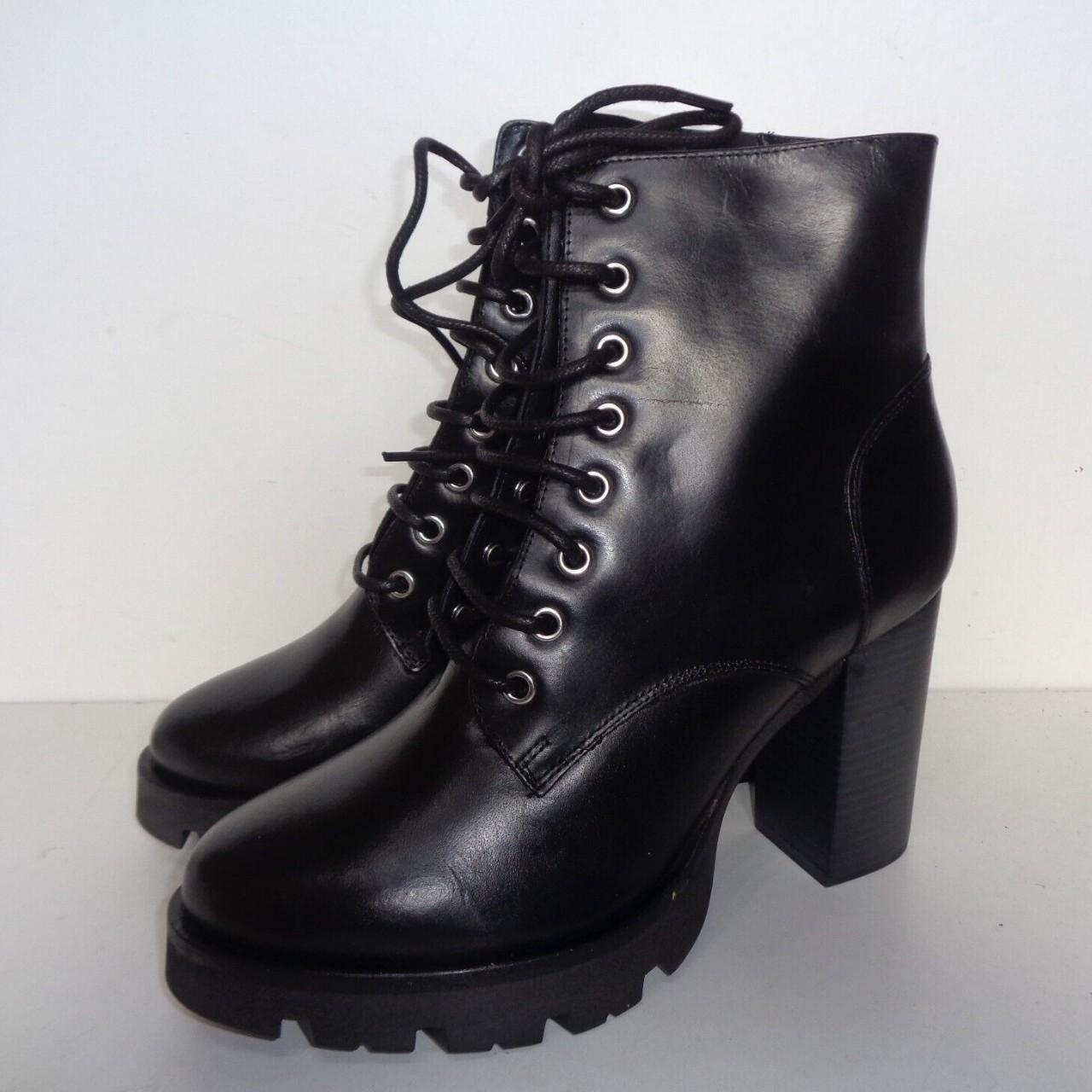 New Look Women's Black Boots Depop
