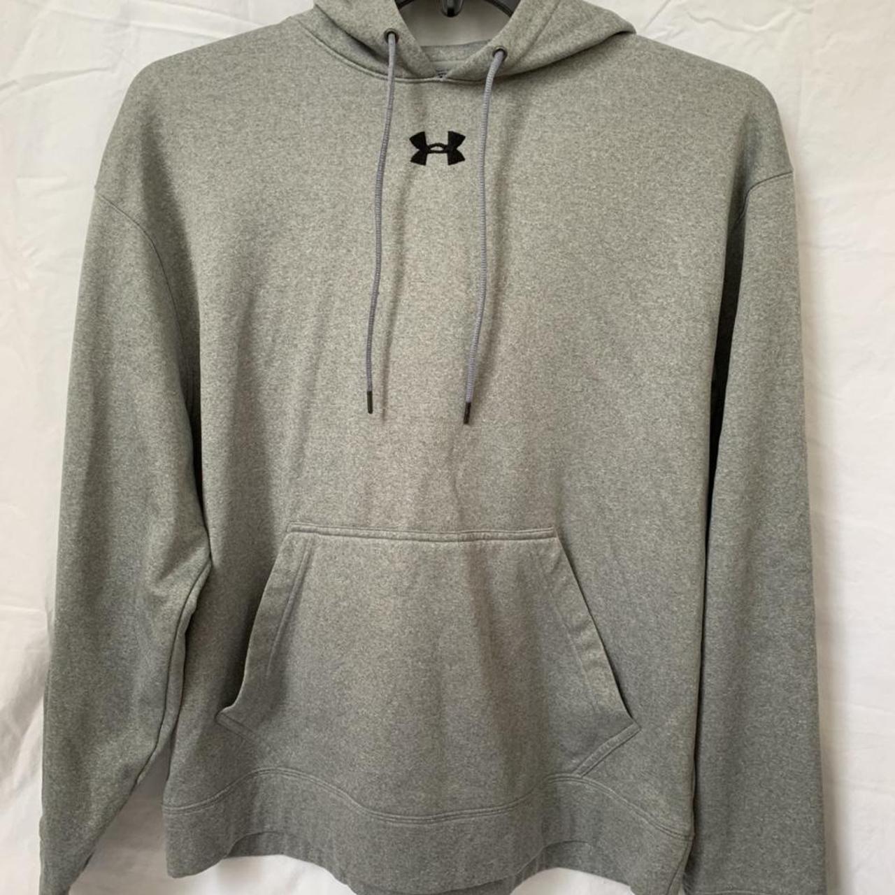 Underarmour Men’s Gray Loose Style Dry-fit... - Depop