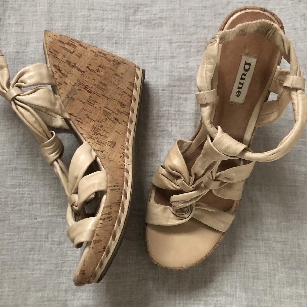 Nude hot sale wedges dune