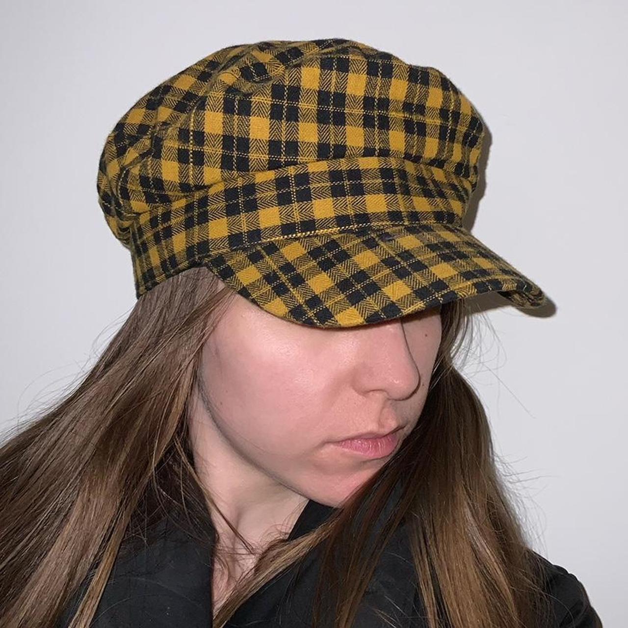 New Look Women's Yellow and Black Hat | Depop