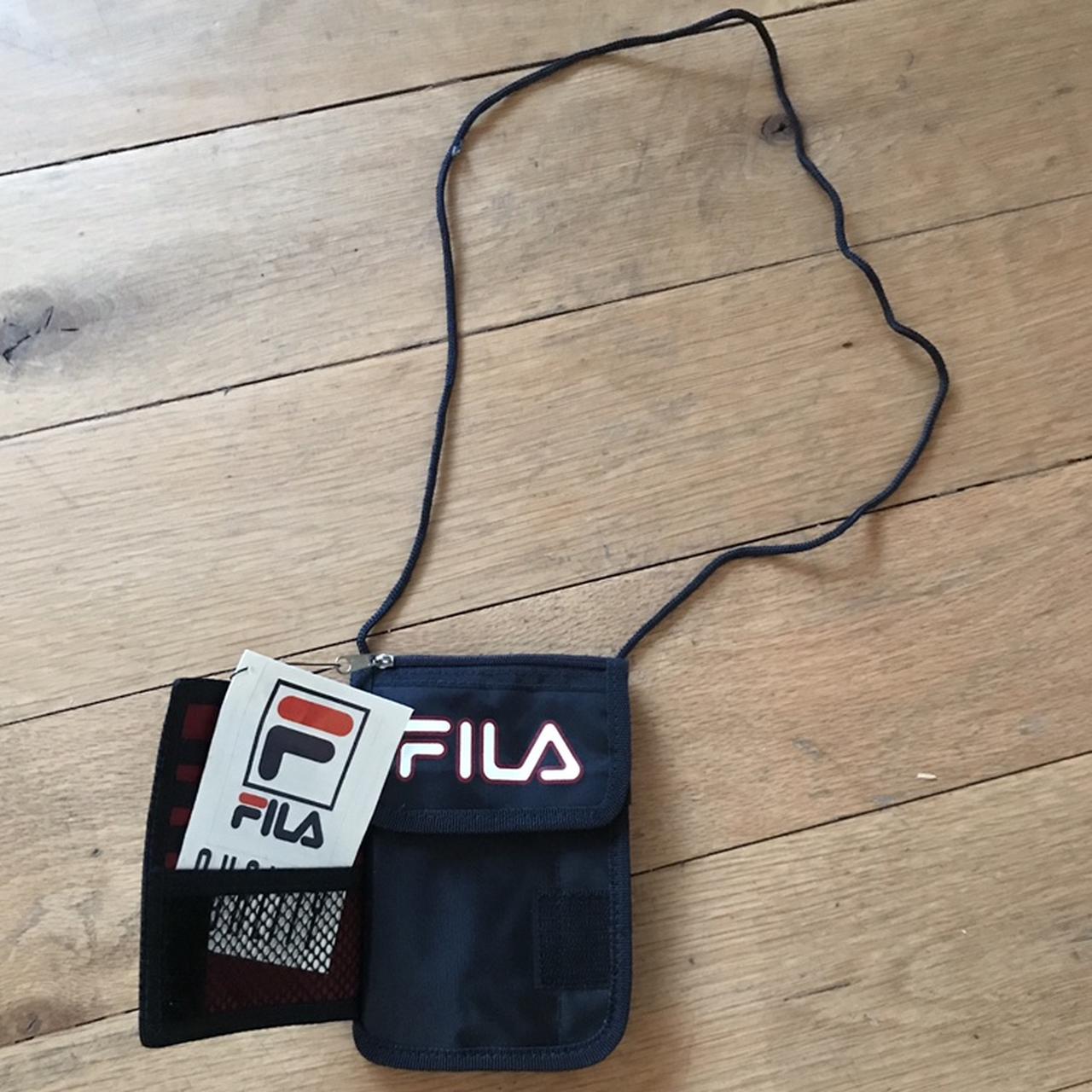 Fila wallet hot sale