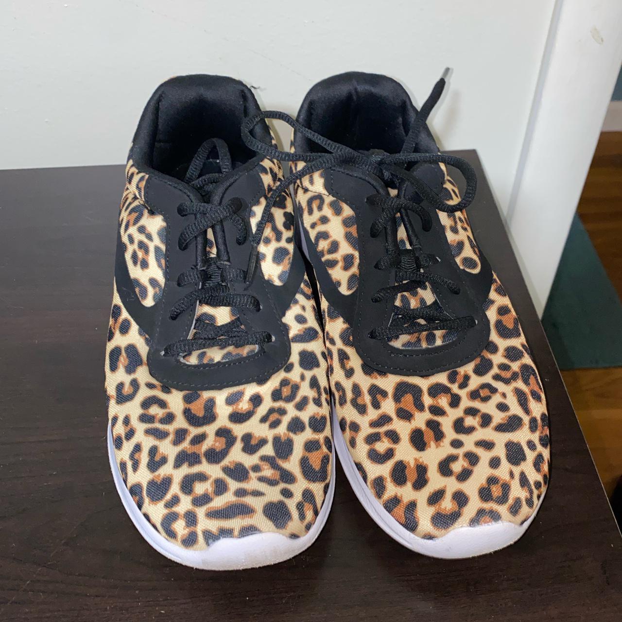 Cheetah skechers tennis shoes best sale