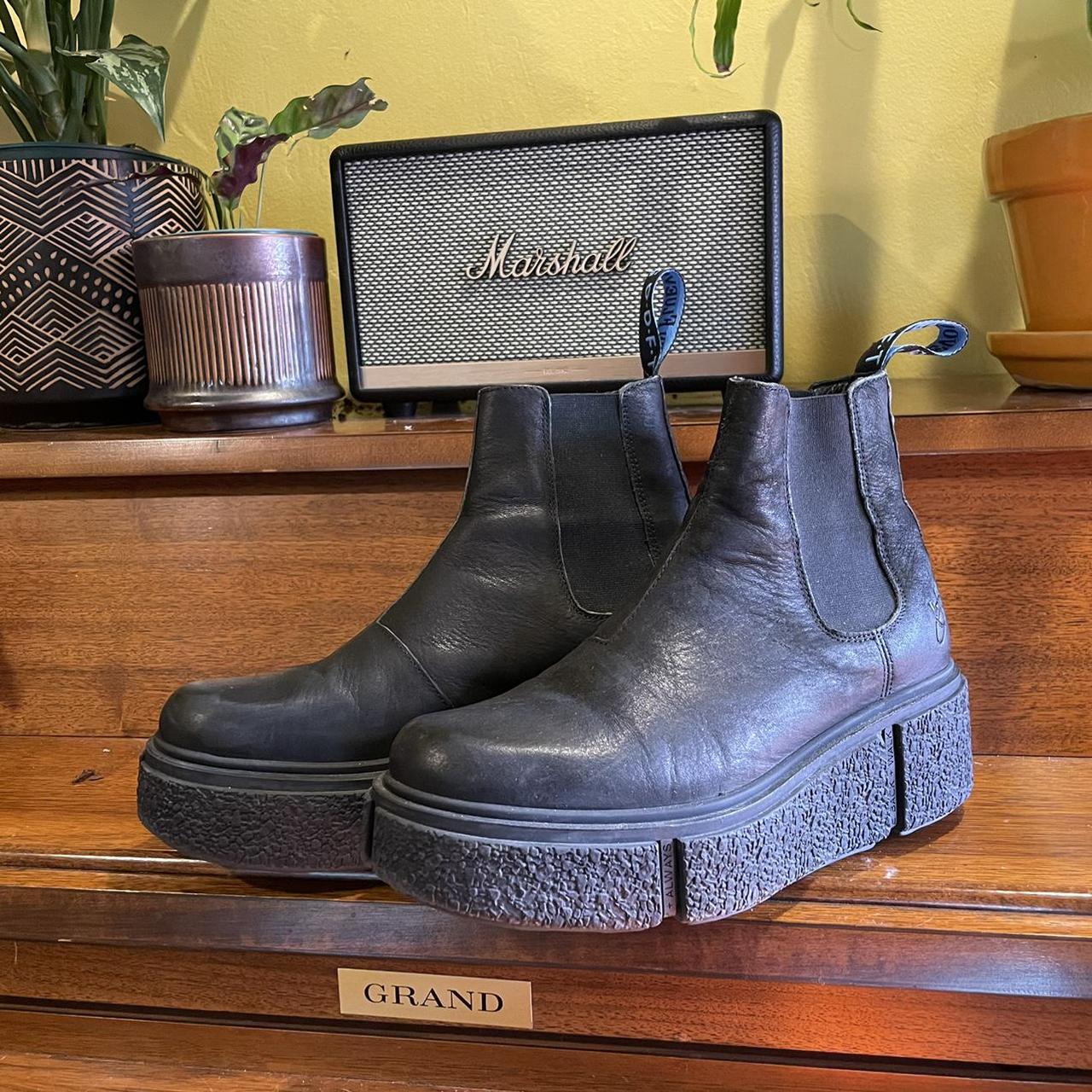 fluevog chelsea boot