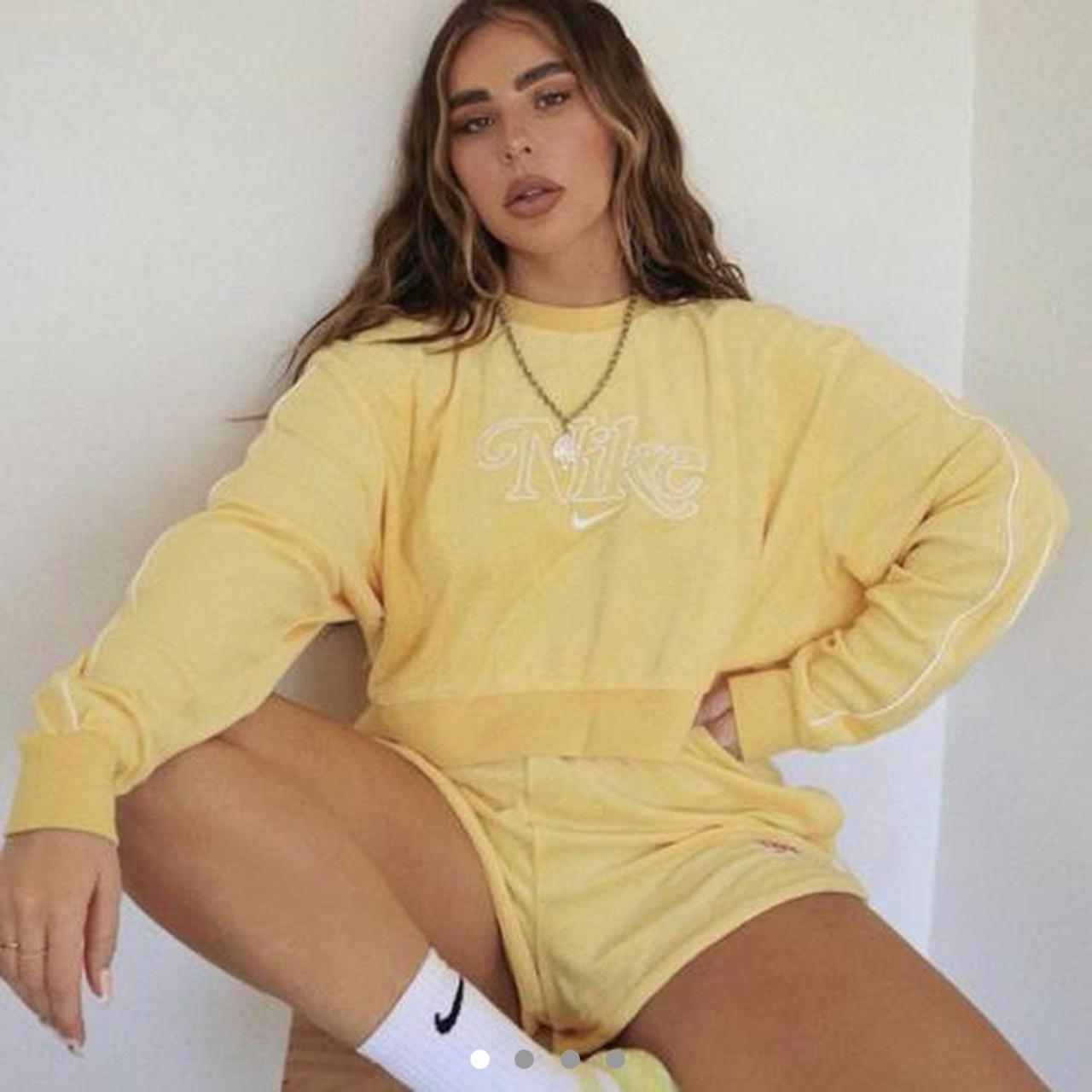 nike towelling sweatshirt