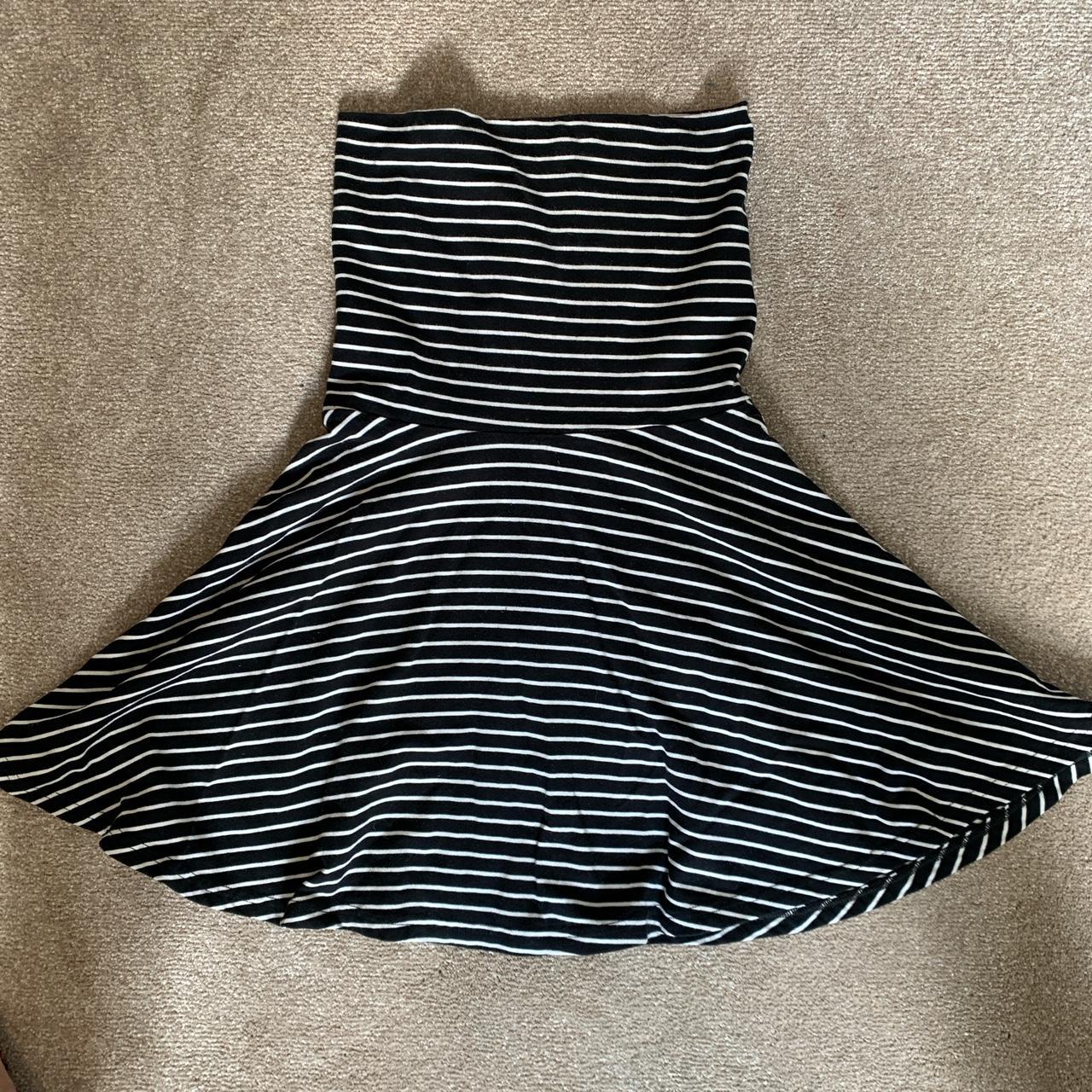 Black and white stripe American apparel boob tube... - Depop