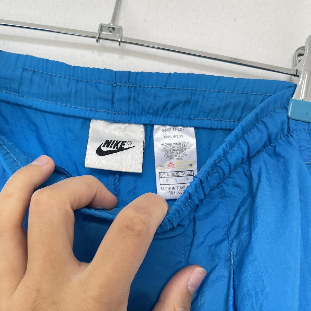 Nike Women's Navy and Blue Joggerstracksuits Depop