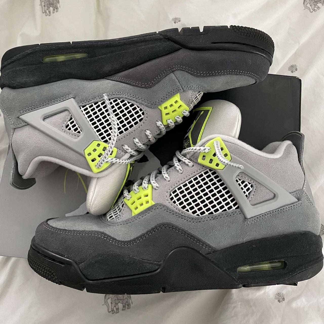 neon grey 4s