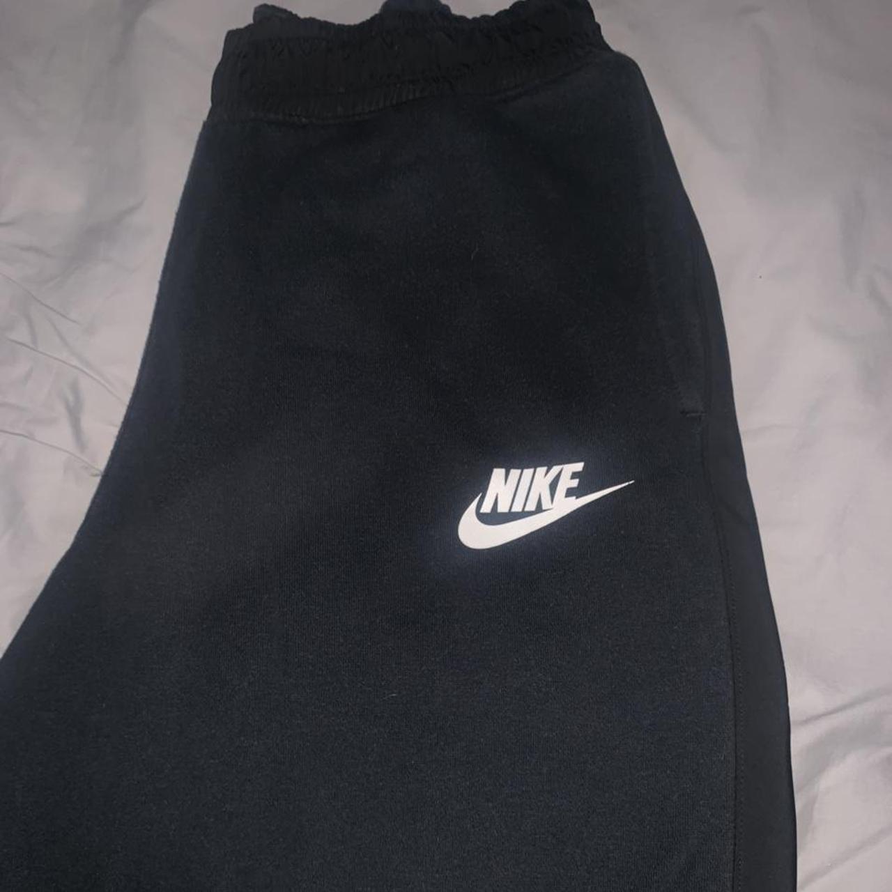 nike joggers standard fit