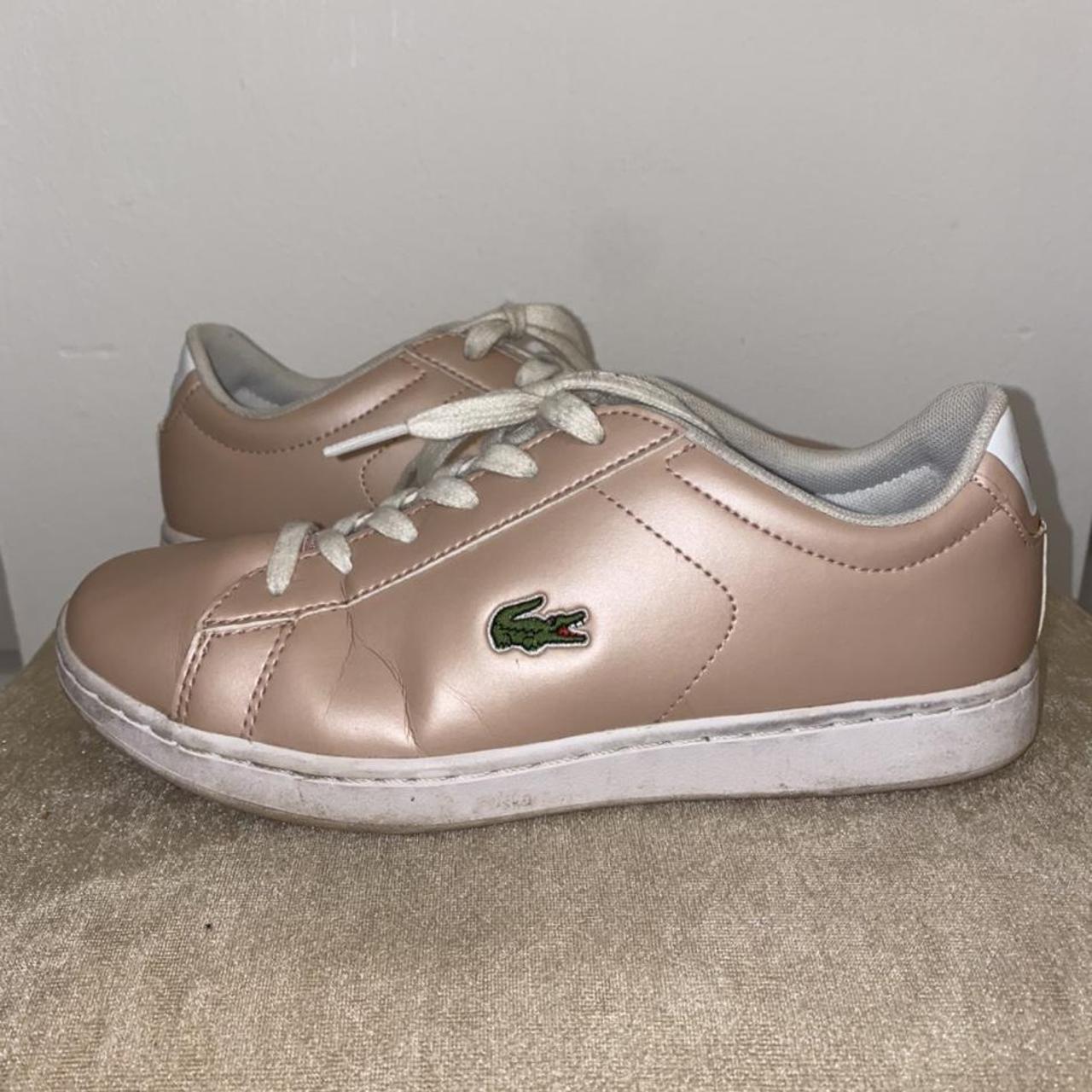 lacoste trainers gold