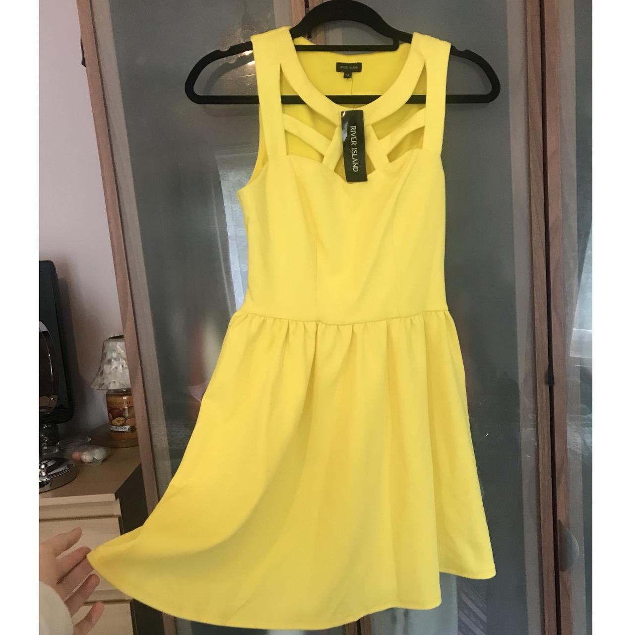 River island zara size 10 yellow zara skater