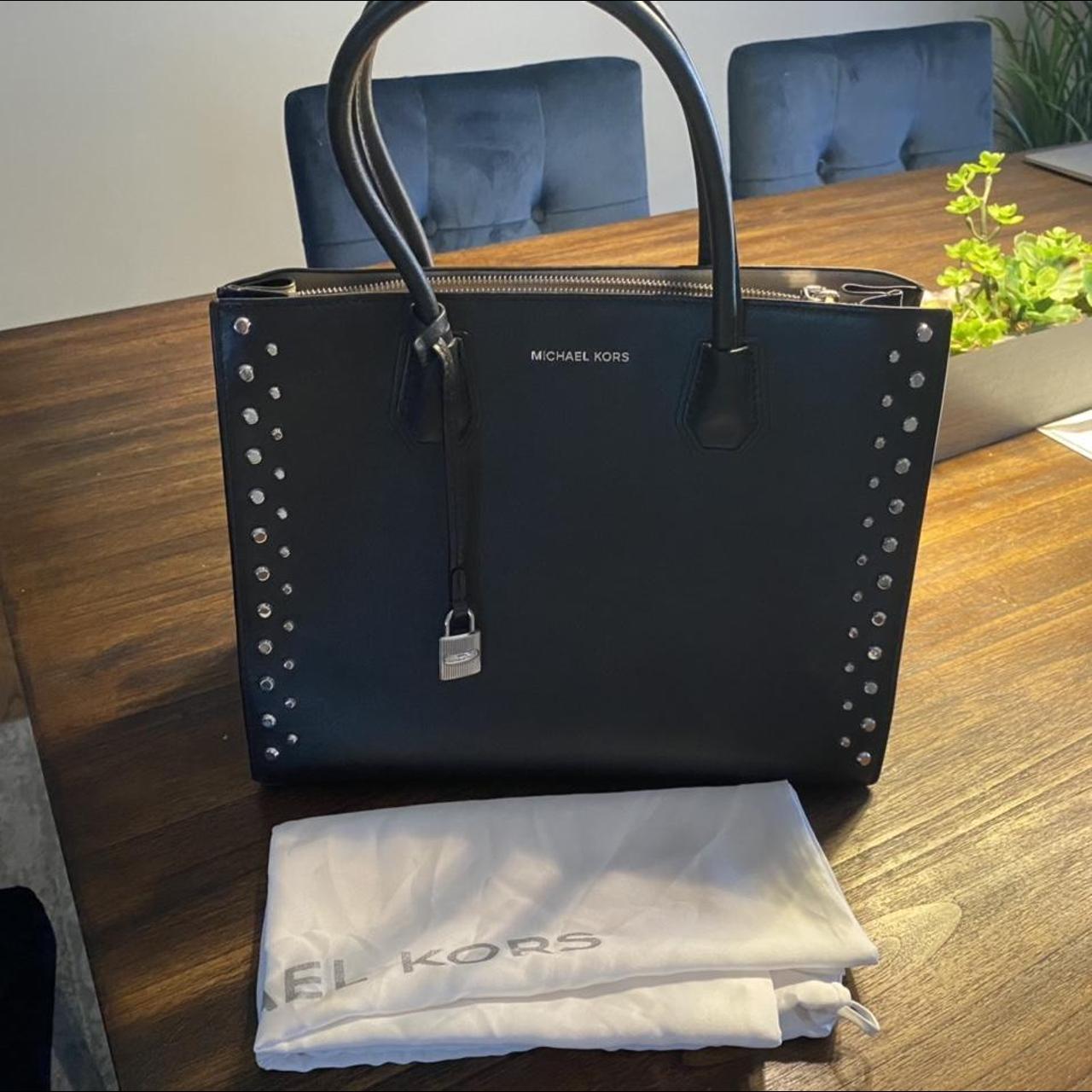 Black and silver michael kors online purse