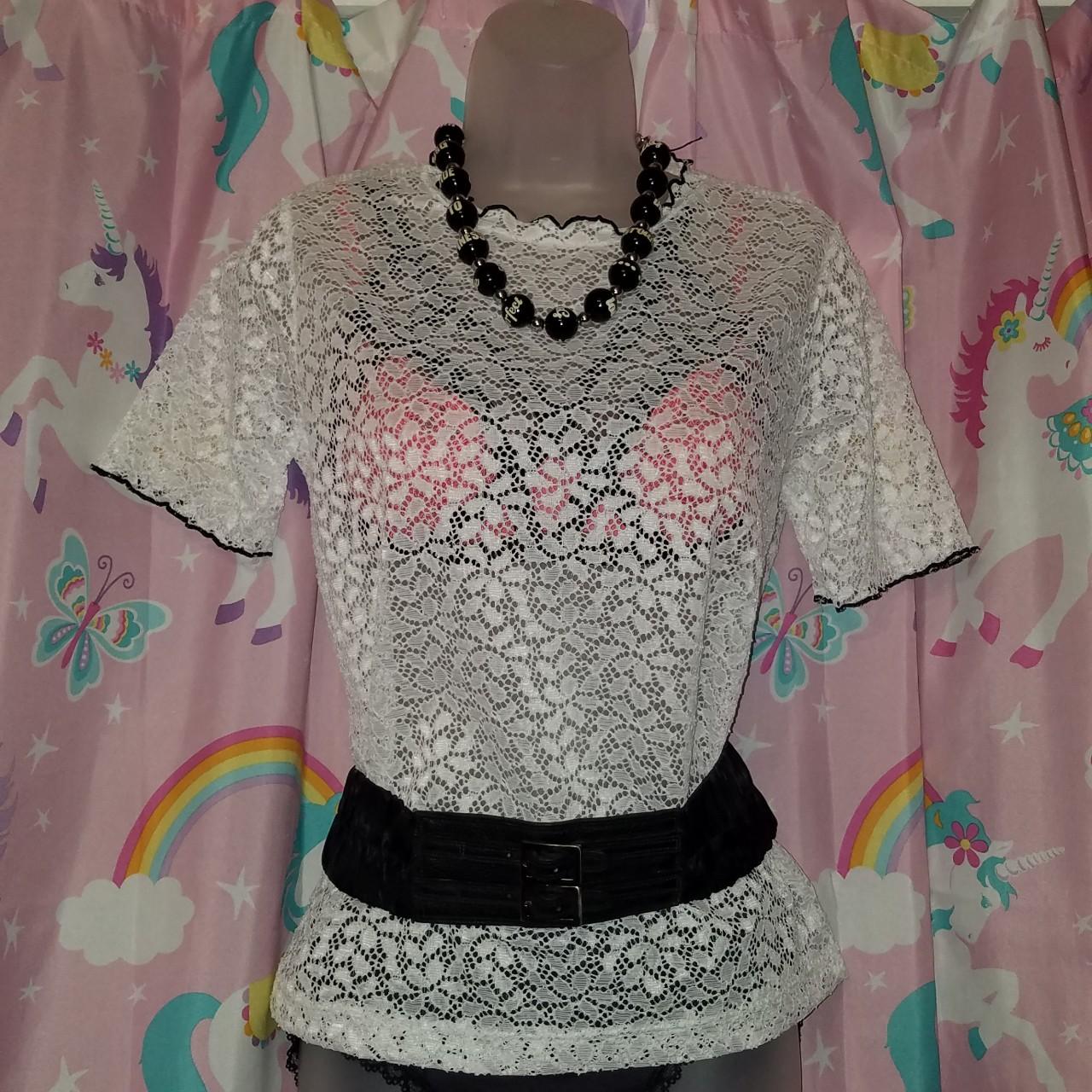 Product Image 1 - Zara Lace Blouse

This pretty blouse