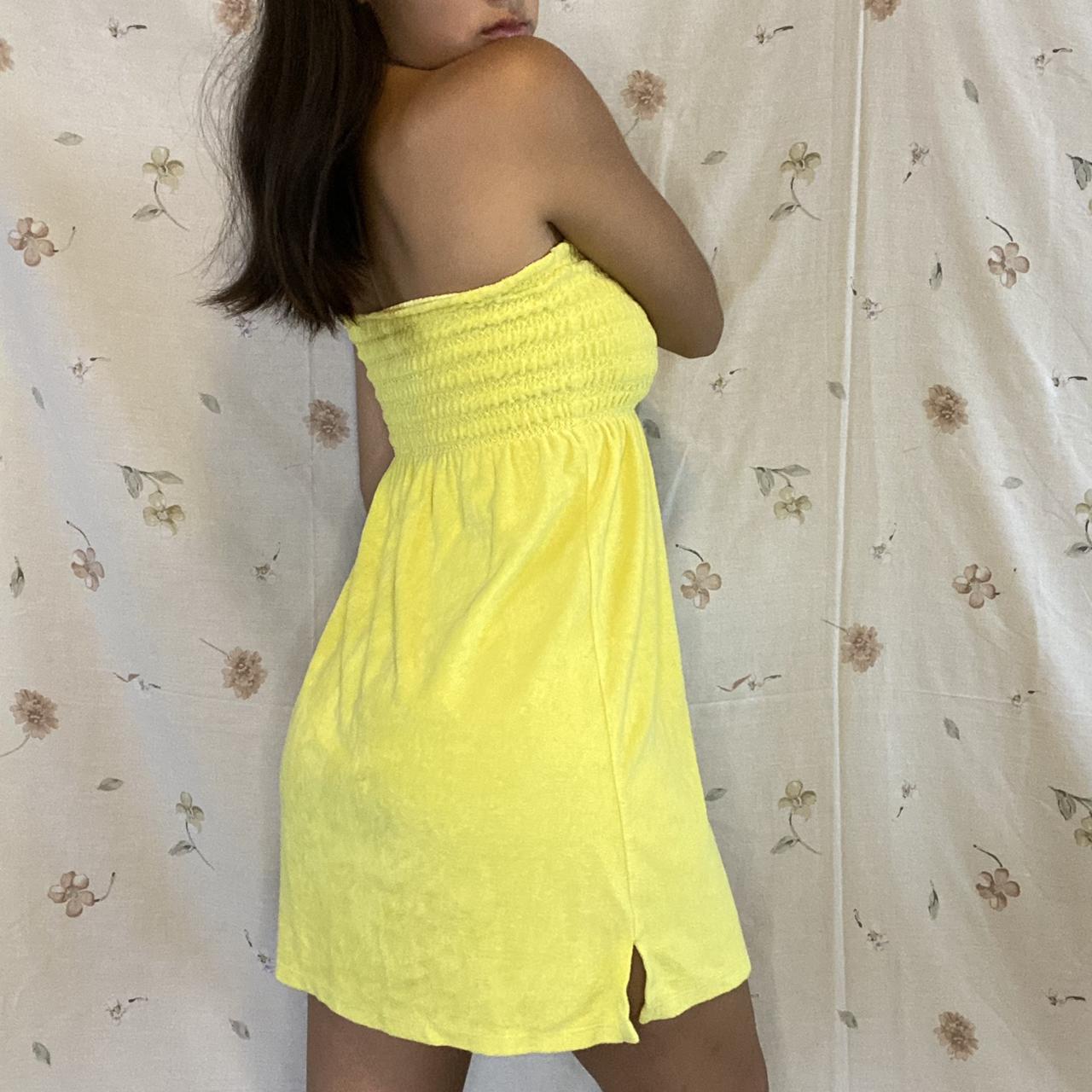🧸Adorable bright yellow strapless terry cloth... - Depop