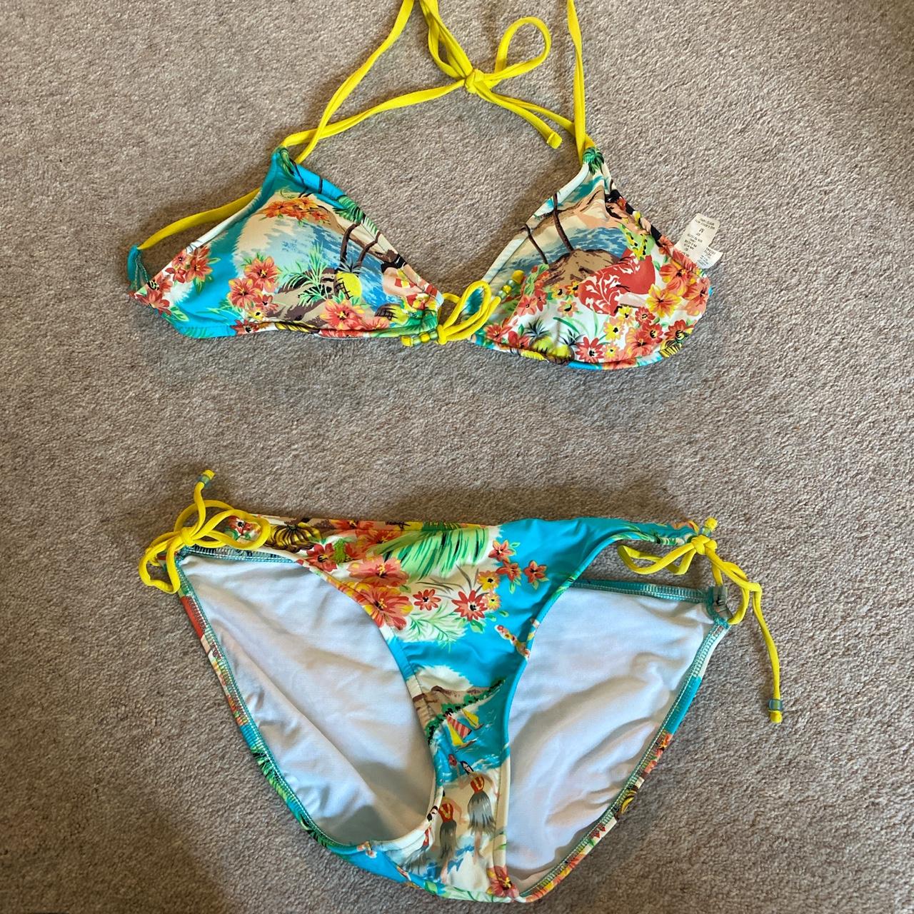 Bikini worn by Jodie!!!! Size small. Comes with a... - Depop