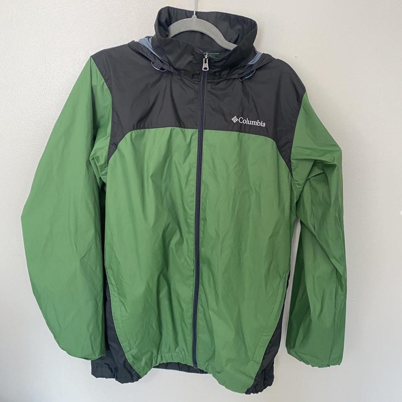 Columbia Sportswear Men's Green and Black Jacket | Depop