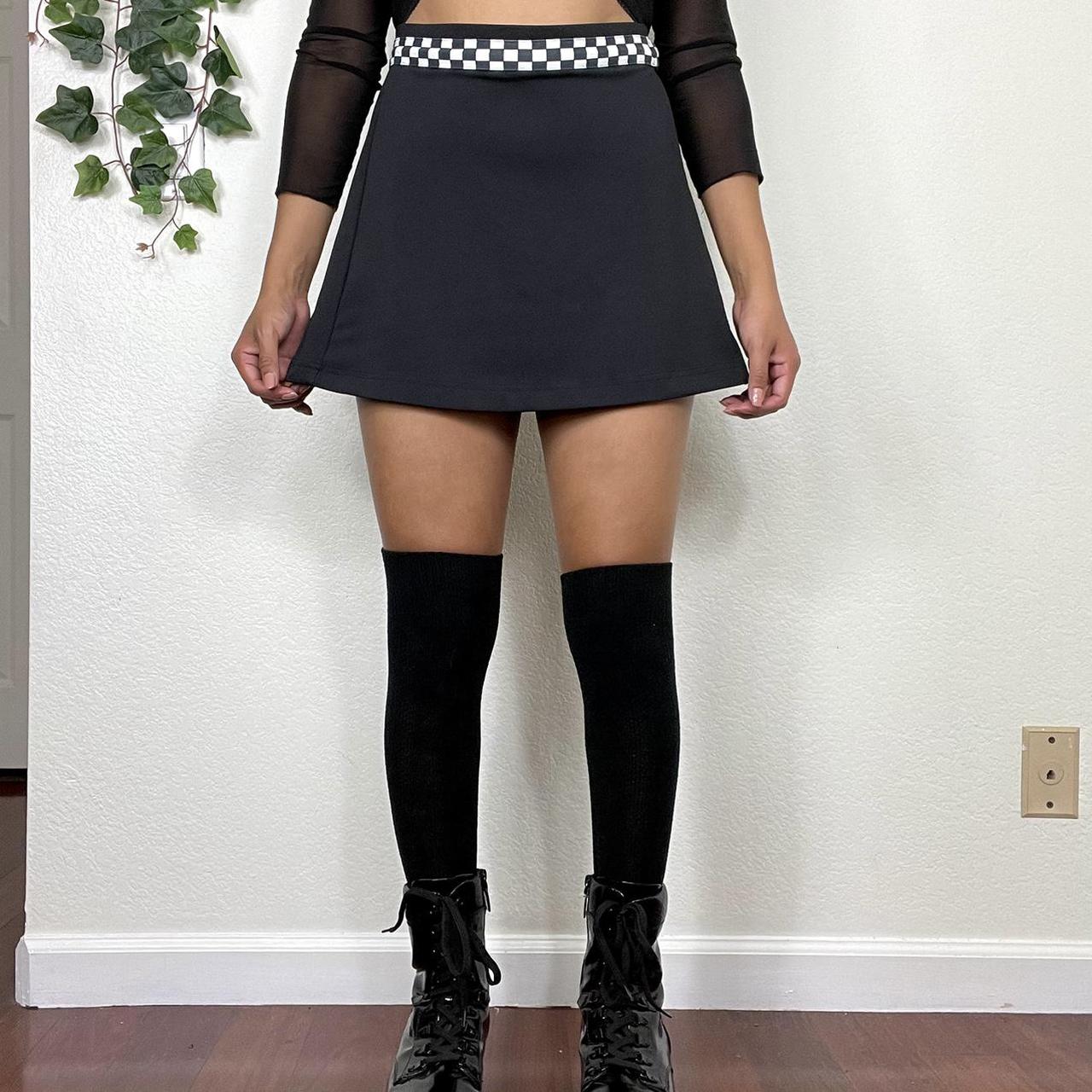 Product Image 3 - 90s ultra mini skirt 🎱

Beautiful