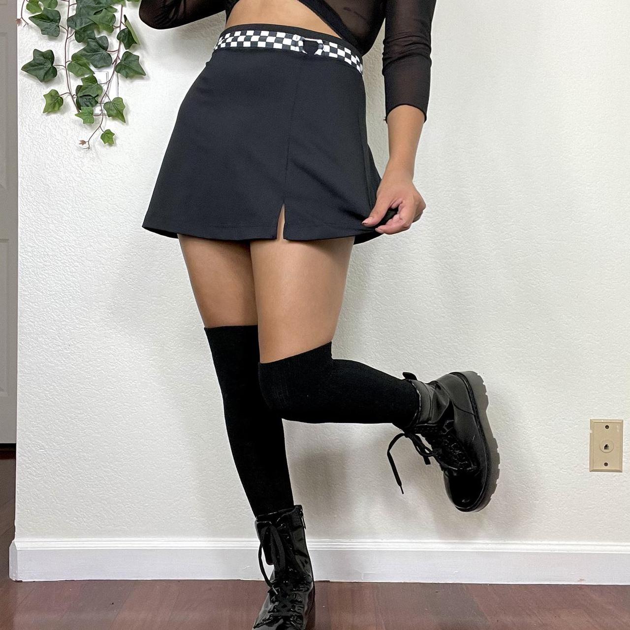 Product Image 1 - 90s ultra mini skirt 🎱

Beautiful