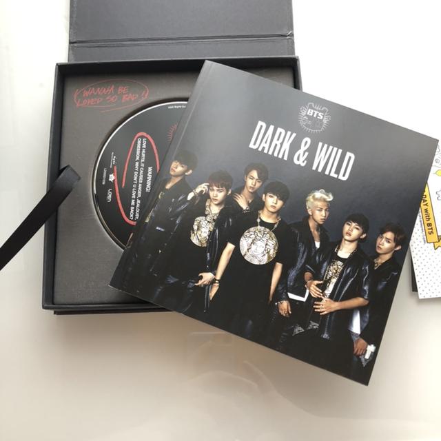 BTS All Member Signed “Dark & Wild” Album w/ Jin and - Depop