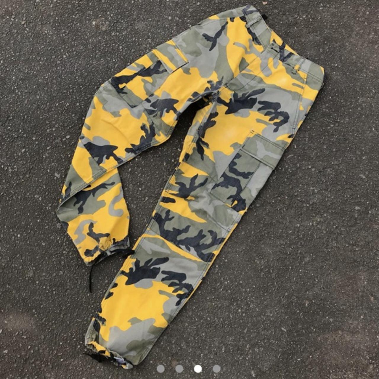 Zumiez yellow deals camo pants