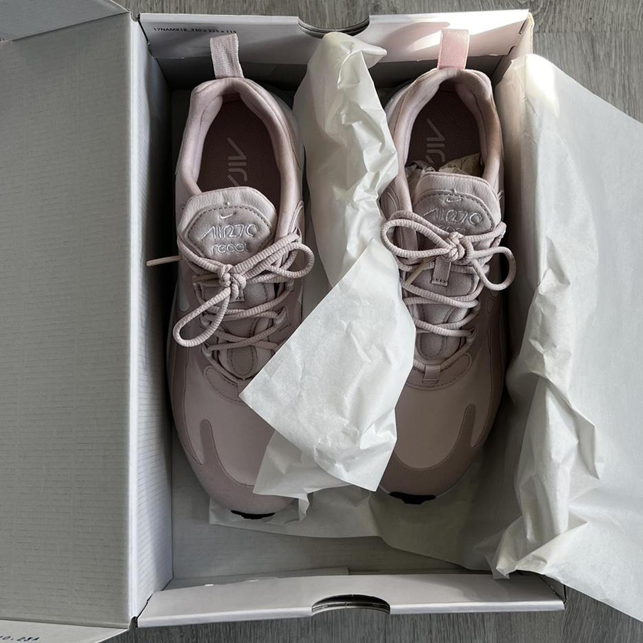 barely rose nike 270