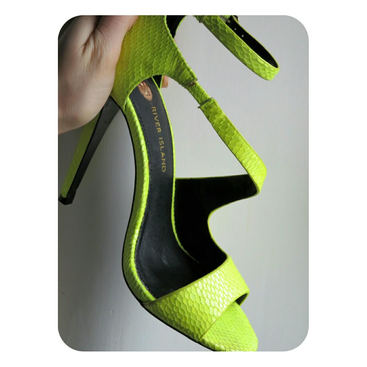 Neon yellow heels size 2024 11